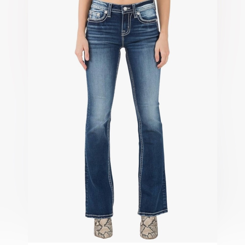 Miss Me Flare Jeans style number: M3891B
